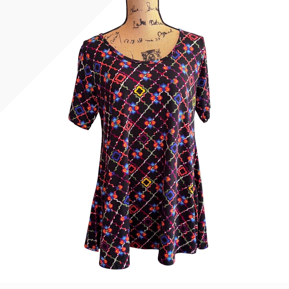 LuLaRoe Perfect T Tunic Top Small Black Multicolor Geometric Trellis Swing Shirt